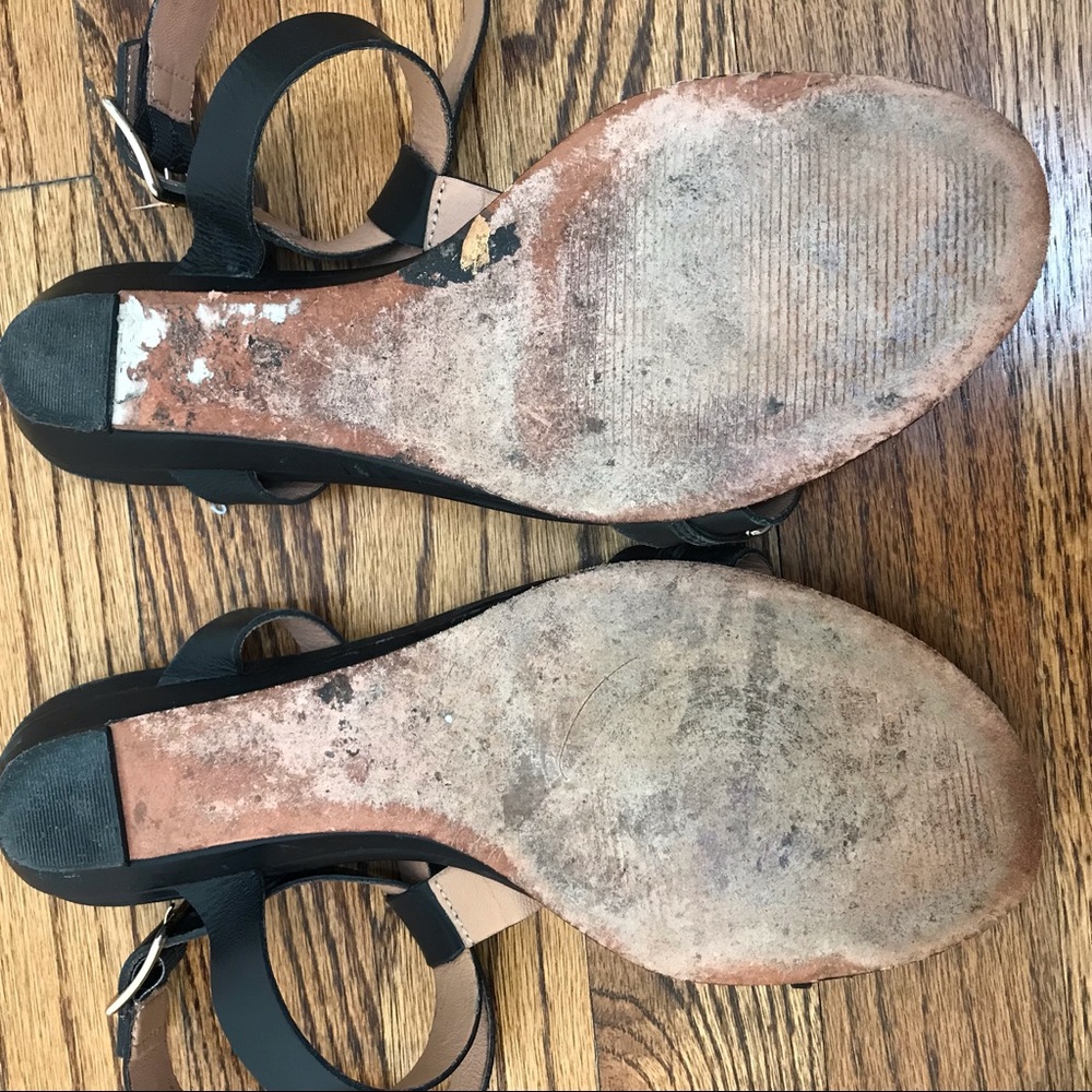 Sandro Paris T-Strap Black Leather Sandals - Picture 7 of 8